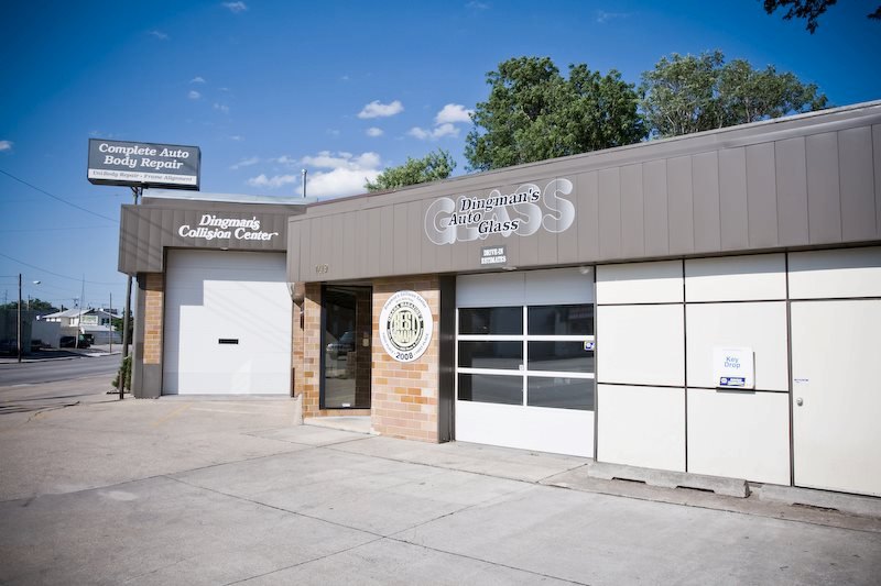 auto body repair omaha midwest location